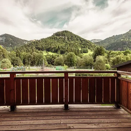 Le Des Belles - A Brand New Half-chalet Perfect For A Family Break Dağ evi